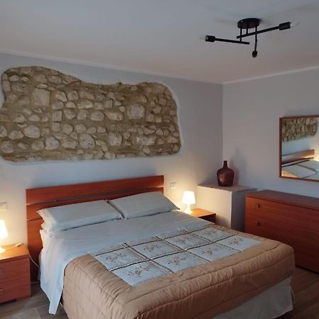 Casa Vacanza "Marinella" Sulmona Kültér fotó